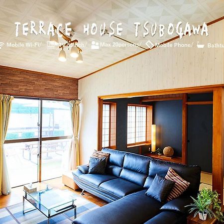 Terrace House Tsubokawa Villa Naha Buitenkant foto