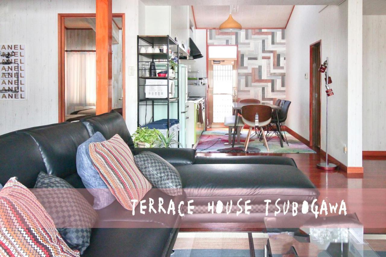 Terrace House Tsubokawa Villa Naha Buitenkant foto