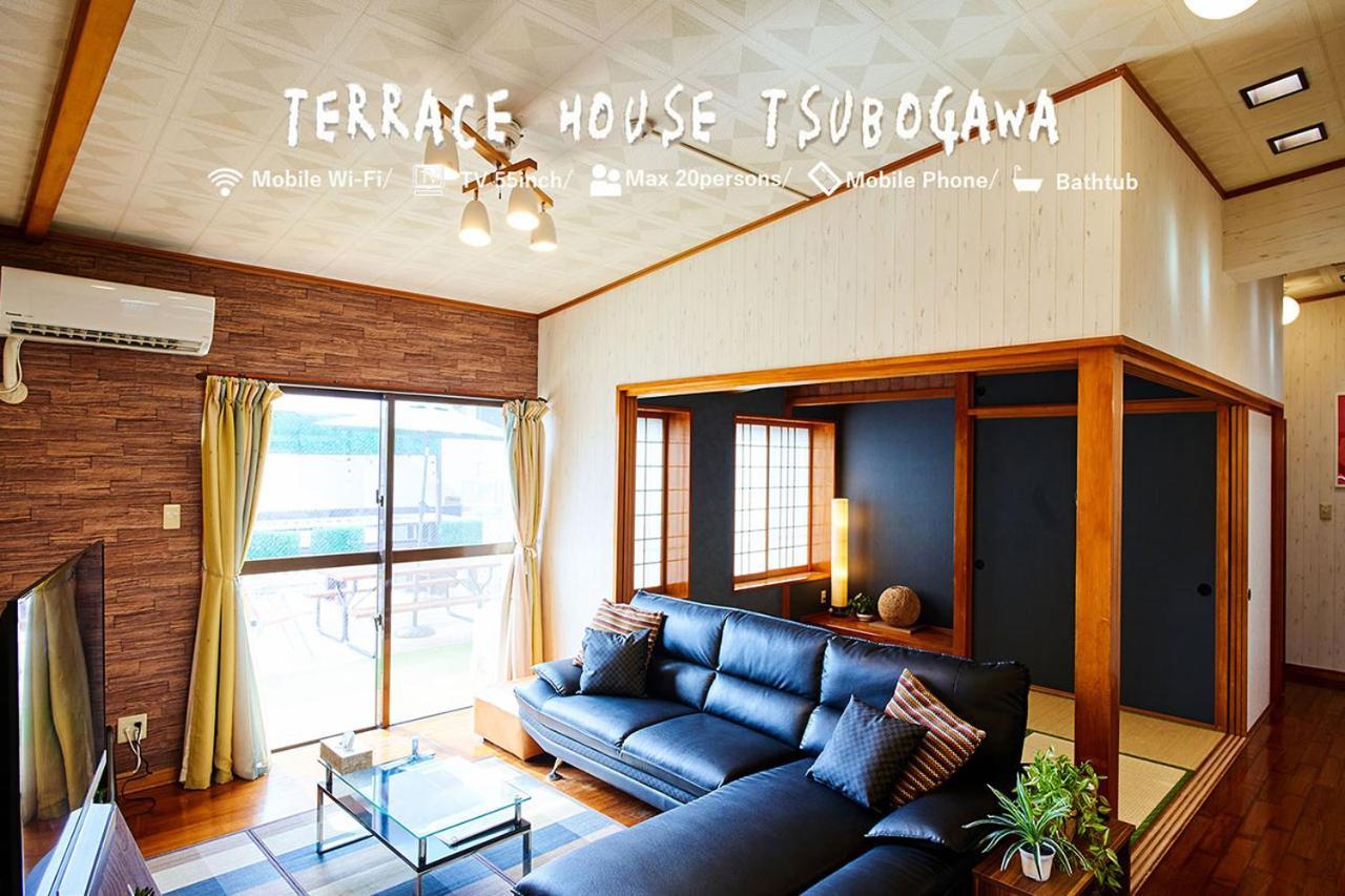 Terrace House Tsubokawa Villa Naha Buitenkant foto