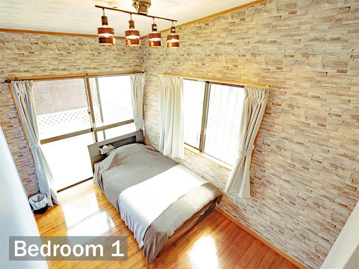 Terrace House Tsubokawa Villa Naha Buitenkant foto